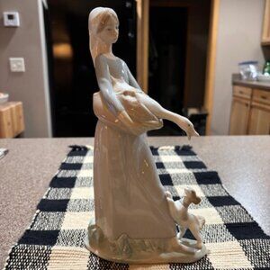 LLardo Spanish Art Daisa